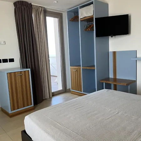 Almare' Bed & Breakfast